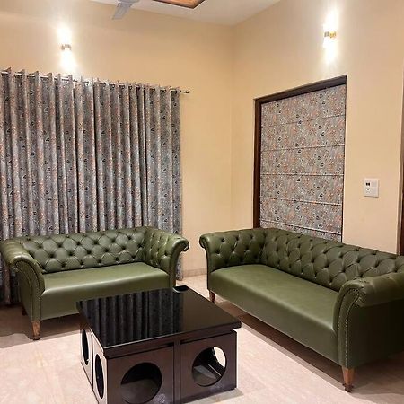 5Bhk Home Away From Home At Ranjit Avenue Amritsar Exteriér fotografie