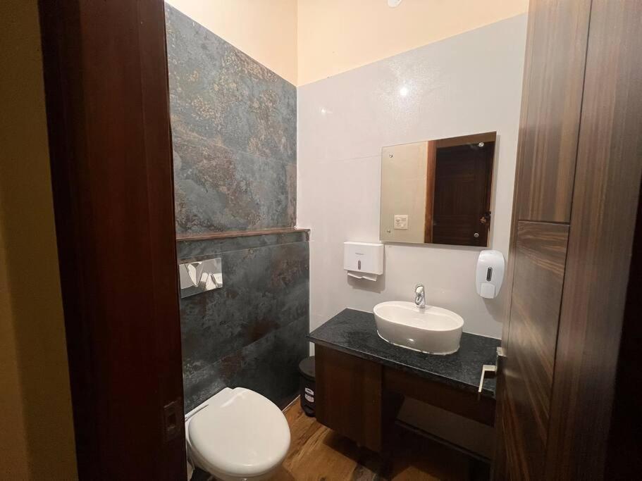 5Bhk Home Away From Home At Ranjit Avenue Amritsar Exteriér fotografie