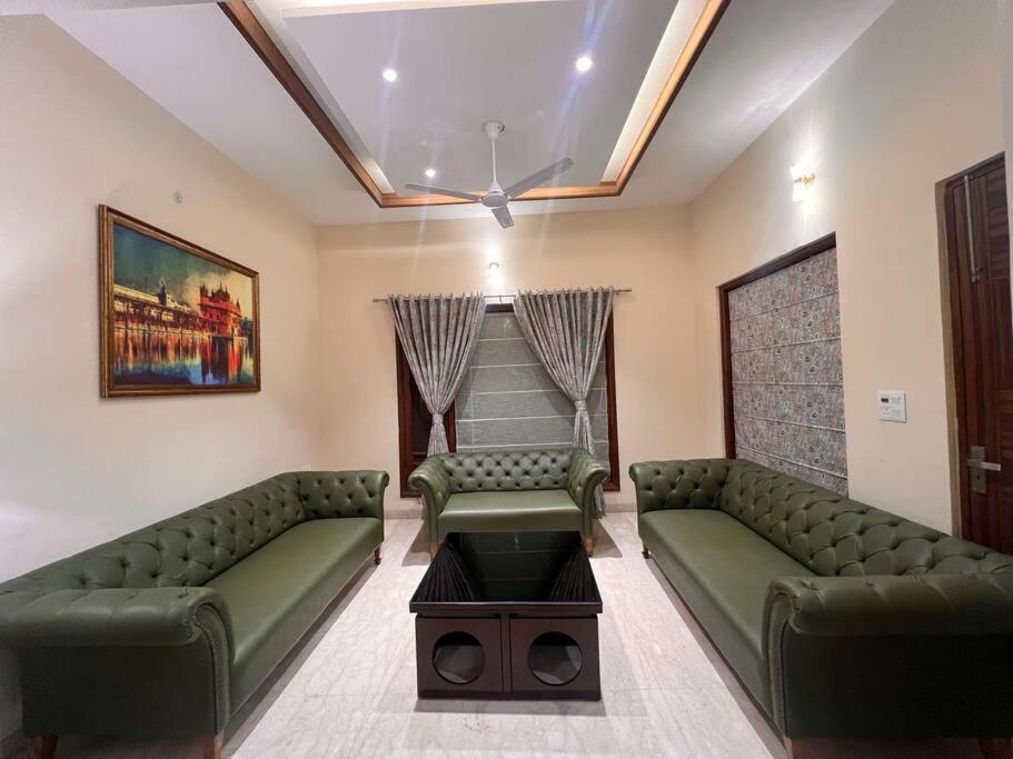 5Bhk Home Away From Home At Ranjit Avenue Amritsar Exteriér fotografie