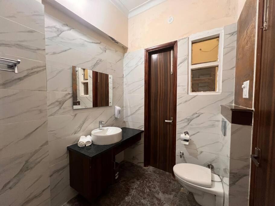 5Bhk Home Away From Home At Ranjit Avenue Amritsar Exteriér fotografie