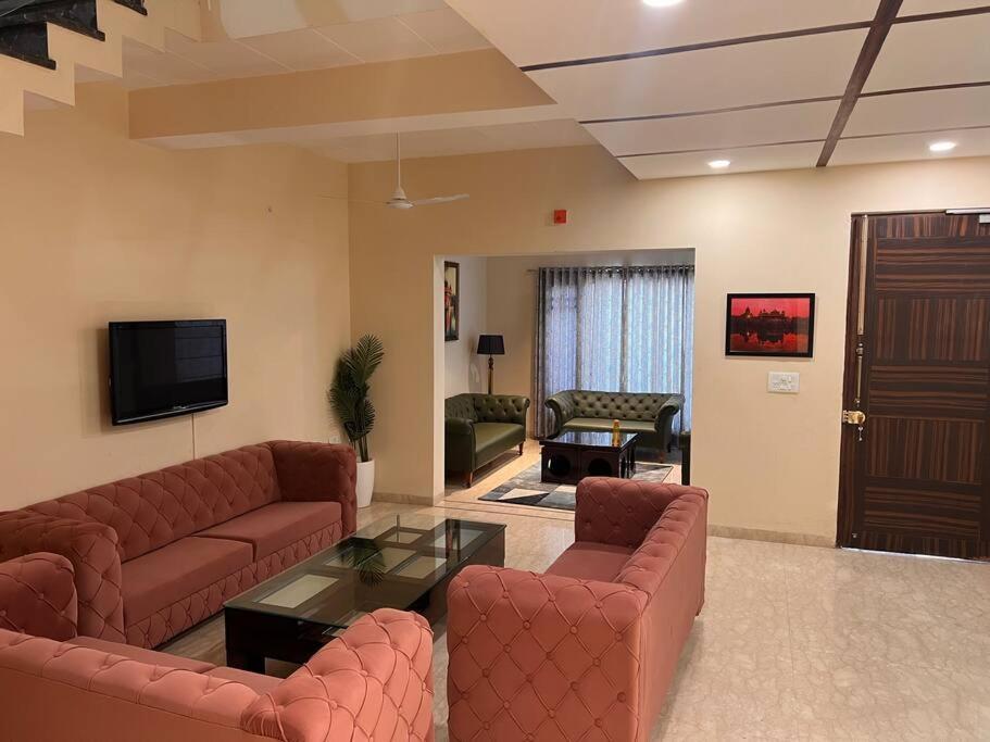 5Bhk Home Away From Home At Ranjit Avenue Amritsar Exteriér fotografie