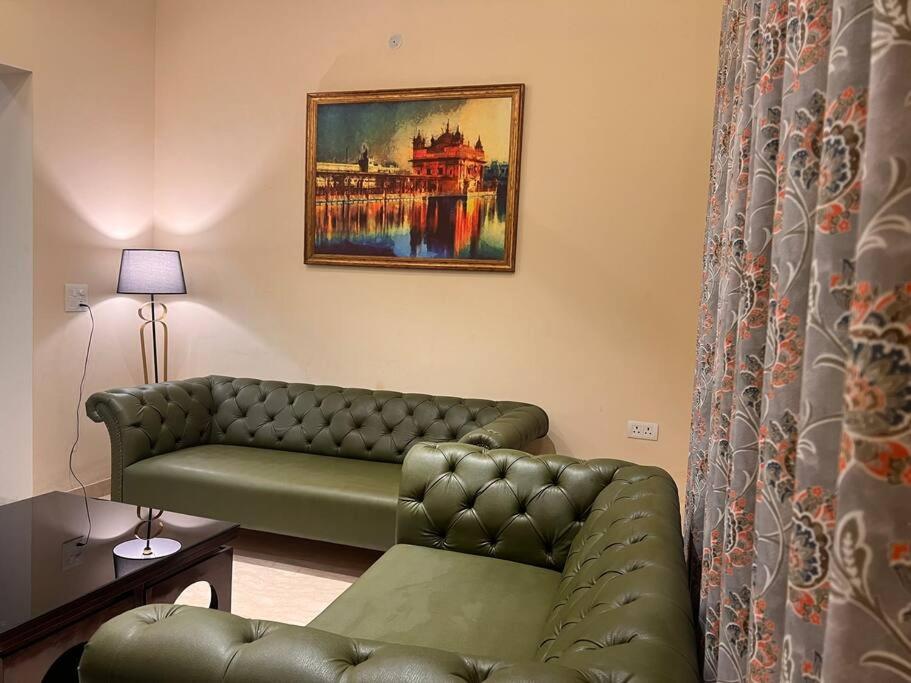 5Bhk Home Away From Home At Ranjit Avenue Amritsar Exteriér fotografie