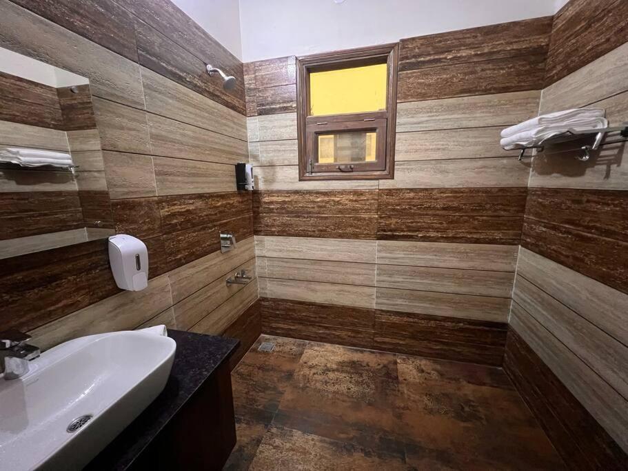 5Bhk Home Away From Home At Ranjit Avenue Amritsar Exteriér fotografie