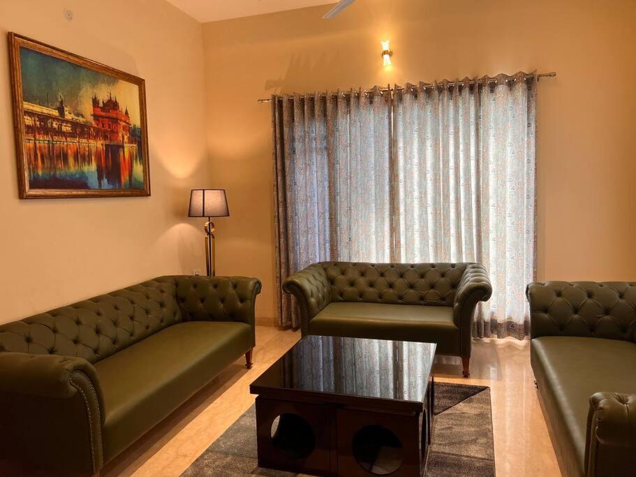 5Bhk Home Away From Home At Ranjit Avenue Amritsar Exteriér fotografie