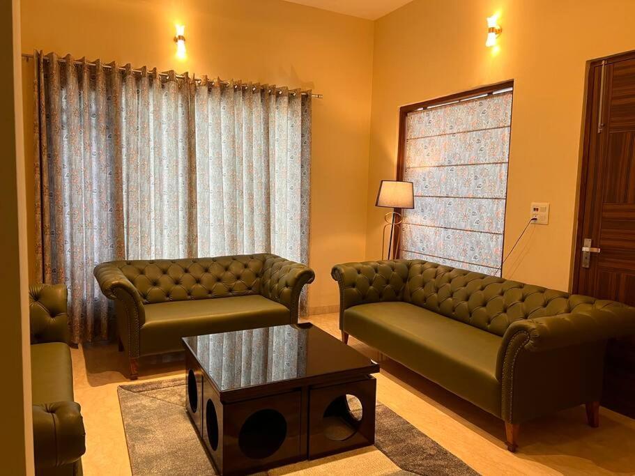 5Bhk Home Away From Home At Ranjit Avenue Amritsar Exteriér fotografie