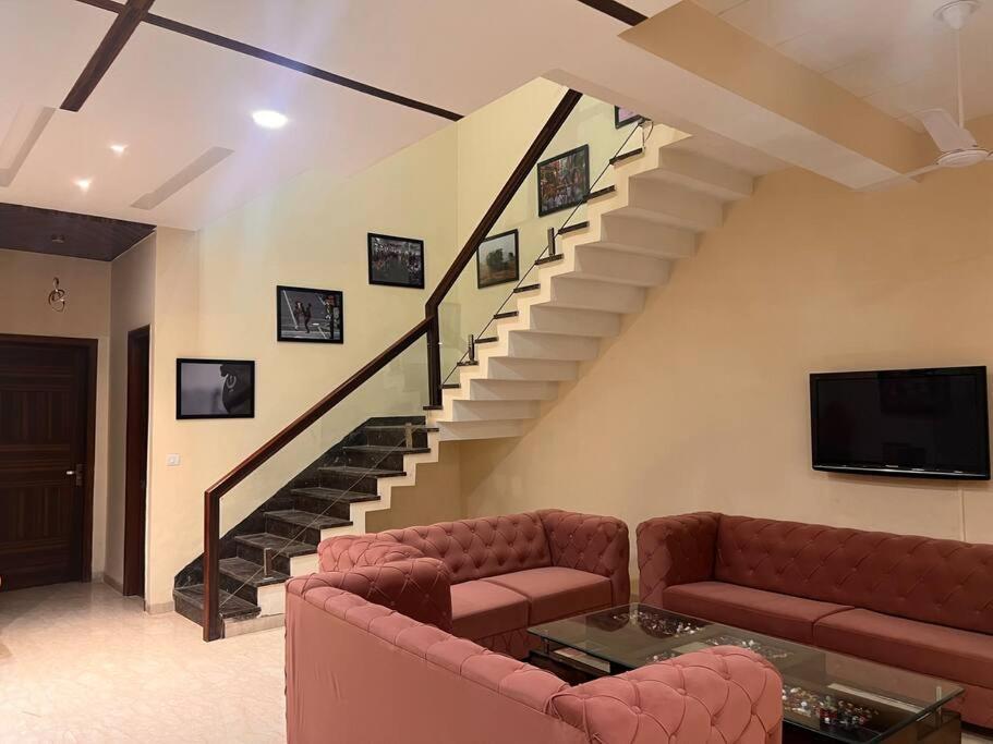 5Bhk Home Away From Home At Ranjit Avenue Amritsar Exteriér fotografie