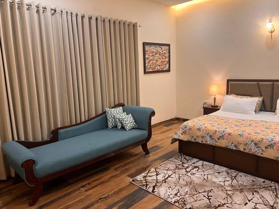 5Bhk Home Away From Home At Ranjit Avenue Amritsar Exteriér fotografie